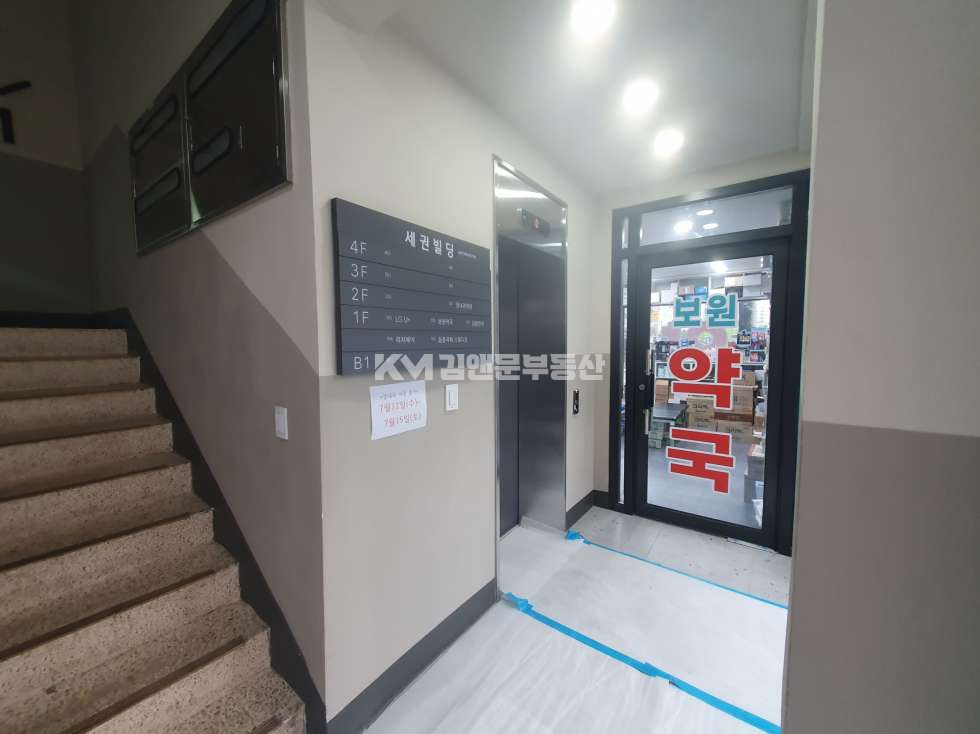 경기 수원권선구 권선동 상가전문 I 월세 상가임대 무권리 배후세대 권선종합시장 바로옆 지층 권선 월세 매물번호 10528 사진 1