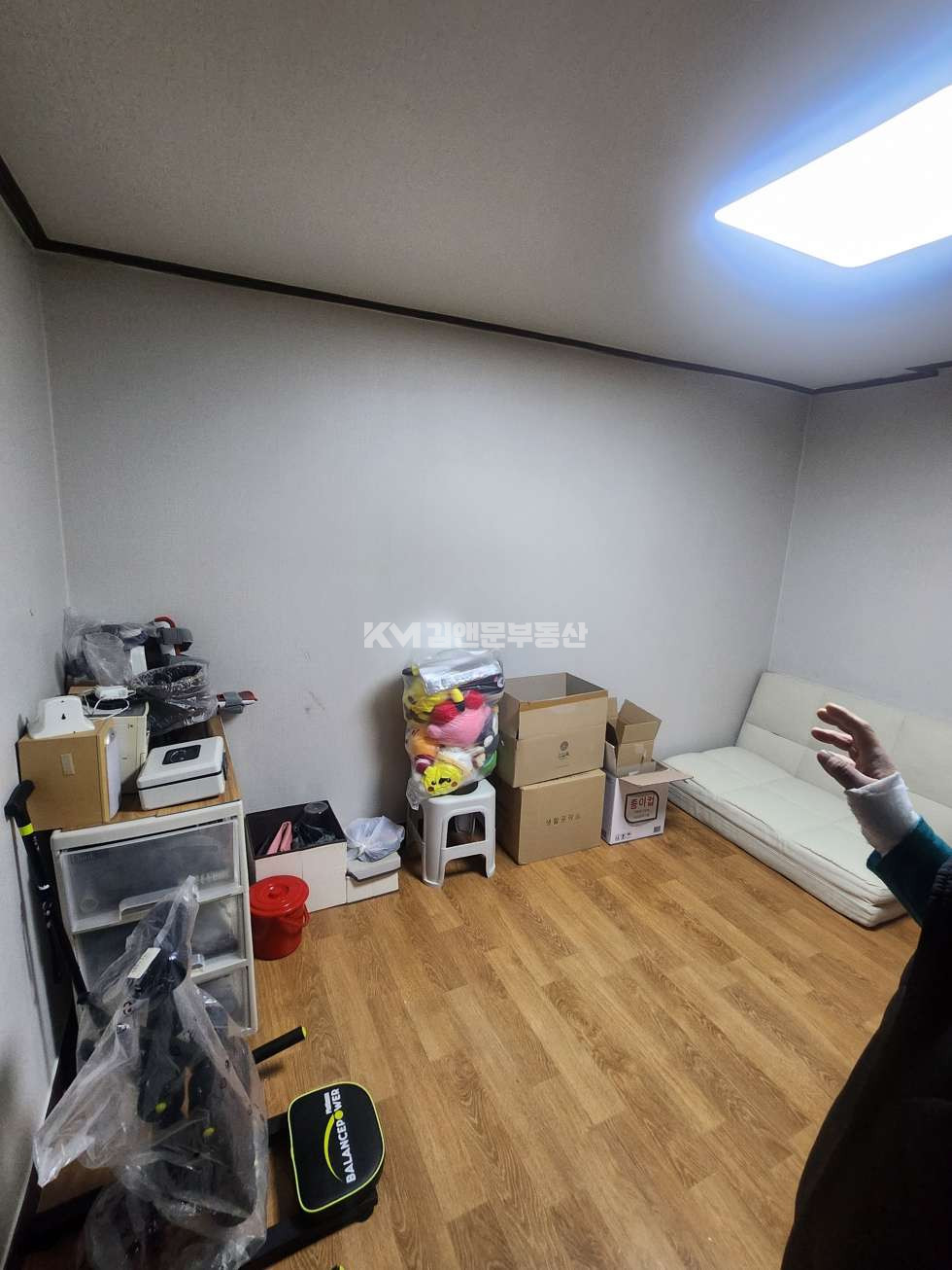 경기 수원권선구 권선동 1194-3 방4개 I 전세 보증보험가능 곡선초도보권 40P대 주차1대가능 권선동 전세 매물번호 13326 사진 3