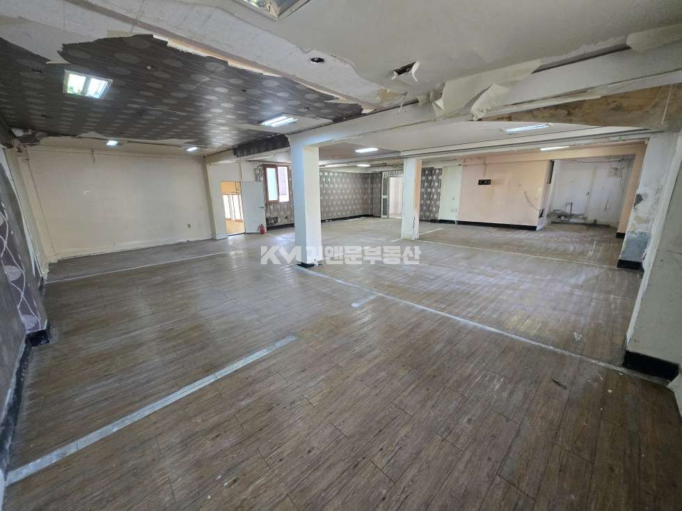 경기 수원권선구 세류동 상가전문 I 월세 상가임대 2층공실 대로변 면적 넓은 월세 매물번호 13235 사진 2