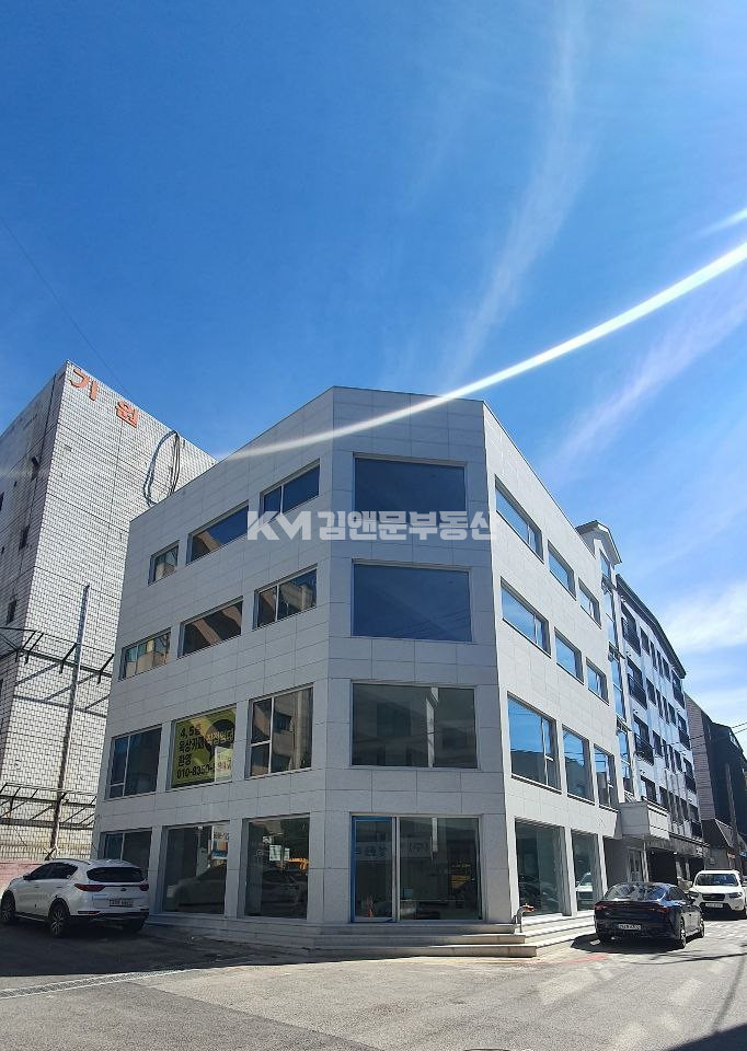 경기 수원영통구 매탄동 상가전문 I 월세 1층 무권리 애견카페 애견용품 베이커리 디저트카페 추천 월세 매물번호 10331 사진 1