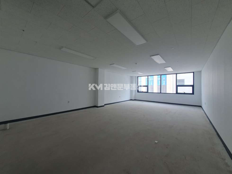 경기 수원권선구 세류동 무권리 공실 힐스테이트푸르지오아파트를 품은 상가 단지 월세 매물번호 10272 사진 1