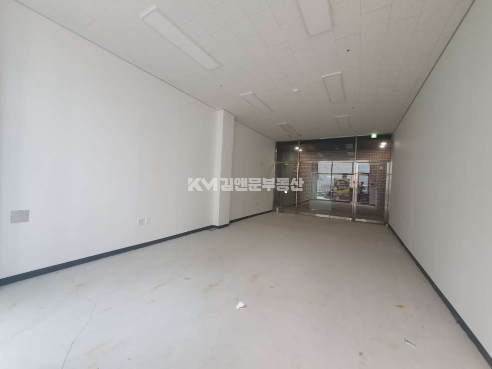 경기 수원권선구 세류동 무권리 공실 힐스테이트푸르지오아파트를 품은 상가 단지 월세 매물번호 10265 사진 1