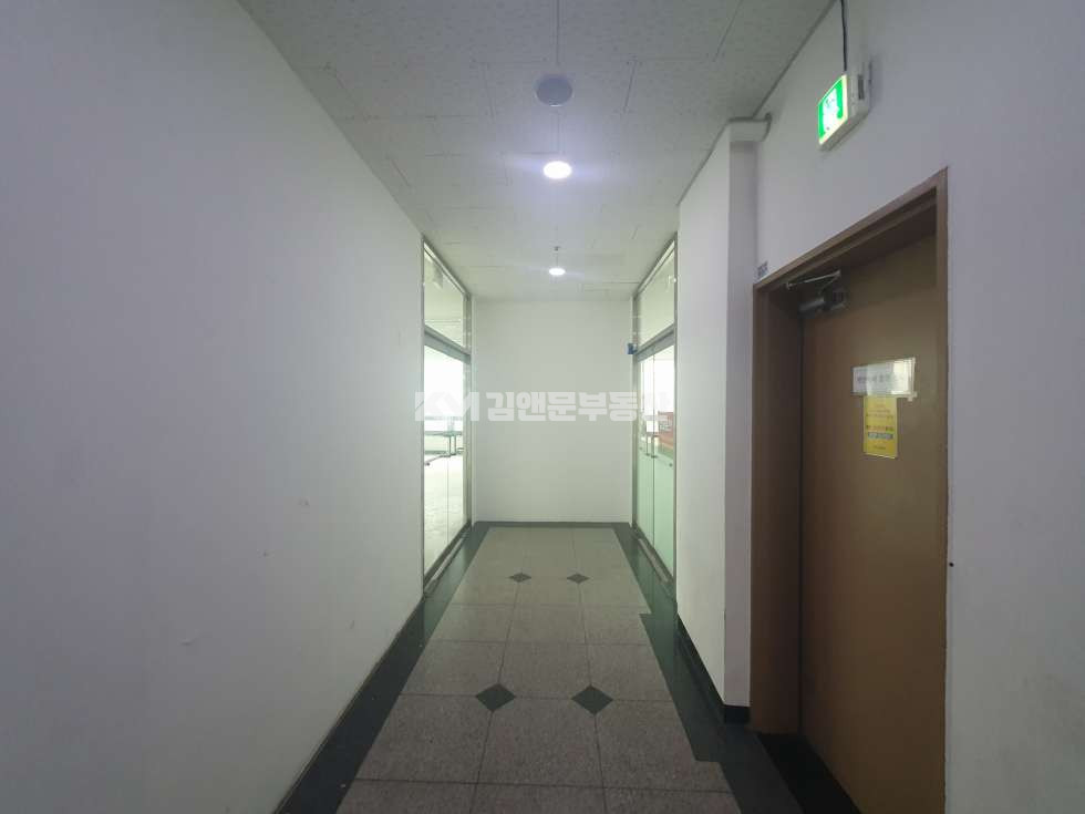 경기 화성효행구 봉담읍 동화리 사진O 동화마을 7층 3개호 매매 5000세대 둘러싸인 중심상가 매매 매물번호 12975 사진 2