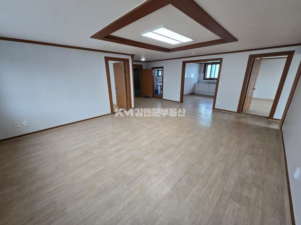 경기 수원권선구 권선동 사무실 사용가능한 상가 임대 공실 월세 매물번호 10875 사진 6