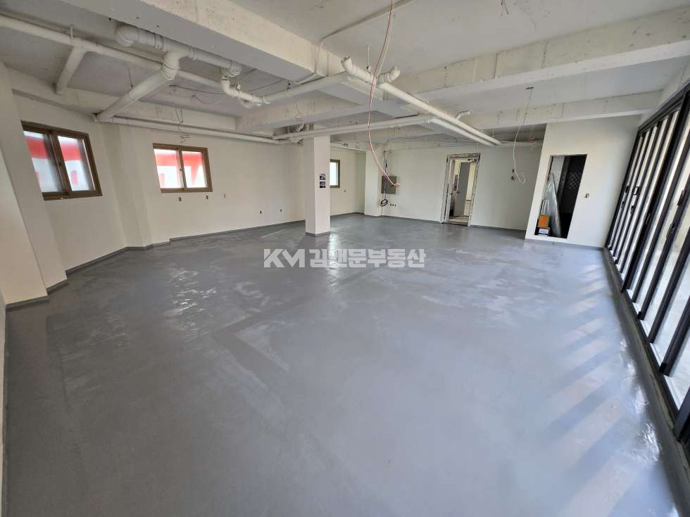 경기 화성병점구 진안동 1동 상가전문 I 월세 2층 공실상가임대 권리금없음 진안중학교 옆 진안동 월세 매물번호 13216 사진 2