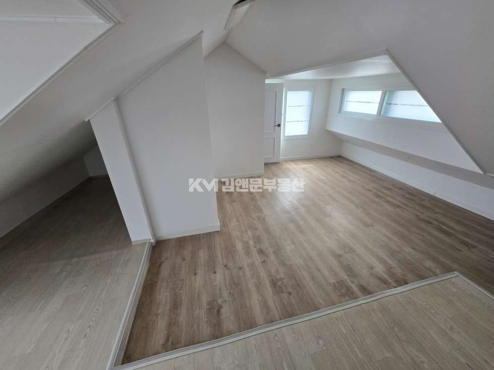 경기 화성효행구 봉담읍 동화리 367-1 1동 빌라전문 I 매매 복층형투룸 봉담IC바로옆 테라스 실입주 가능 매매 매물번호 13561 사진 11