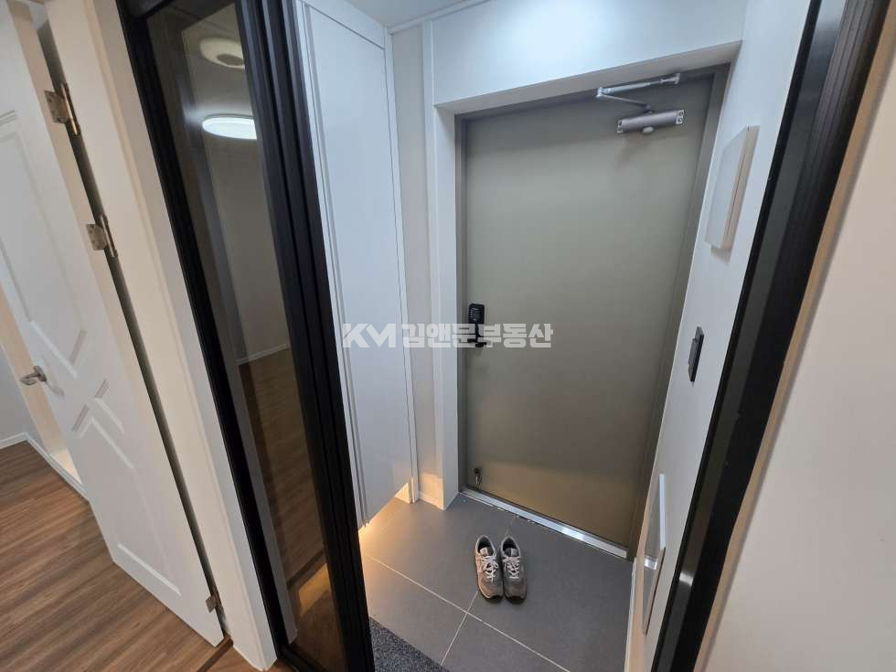 경기 수원권선구 권선동 1032-9 빌라전문 I 매매 쓰리룸 실입주가능 수원시청역도보권 엘베있음 매매 매물번호 13586 사진 4