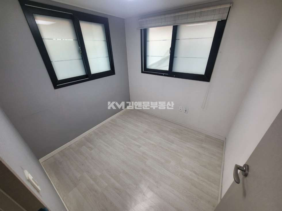 경기 수원권선구 서둔동 156-5 빌라전문 I 매매 쓰리룸 복층형 테라스 서둔동 매매 매물번호 11906 사진 2